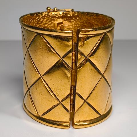 Large Product Preview Image 3
